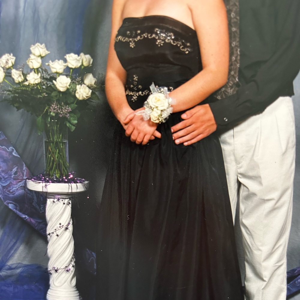 Vintage Y2K Cachet Black Prom Dress